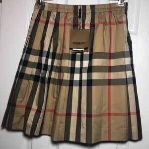 SOLD - Burberry Check Pleated Skirt